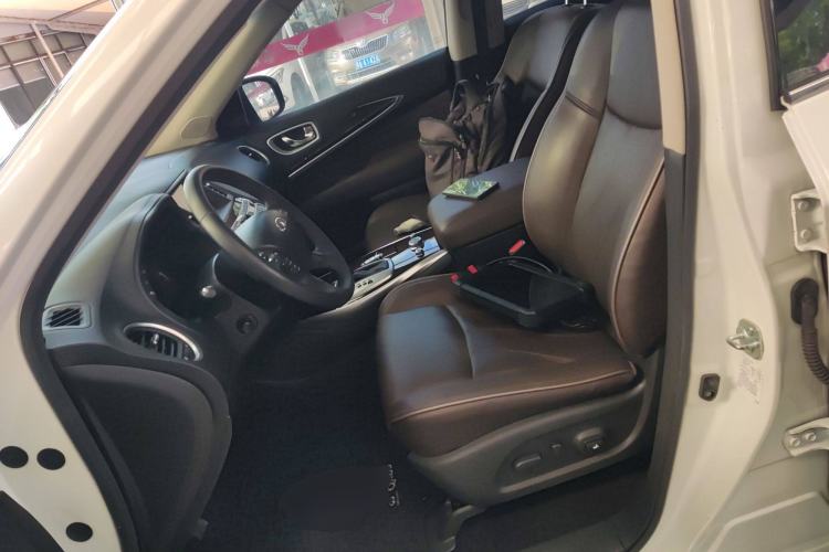 Used Infiniti QX60 2014 2.5 S/C Hybrid Two-Wheel Drive Excellence Edition Left Front Seat