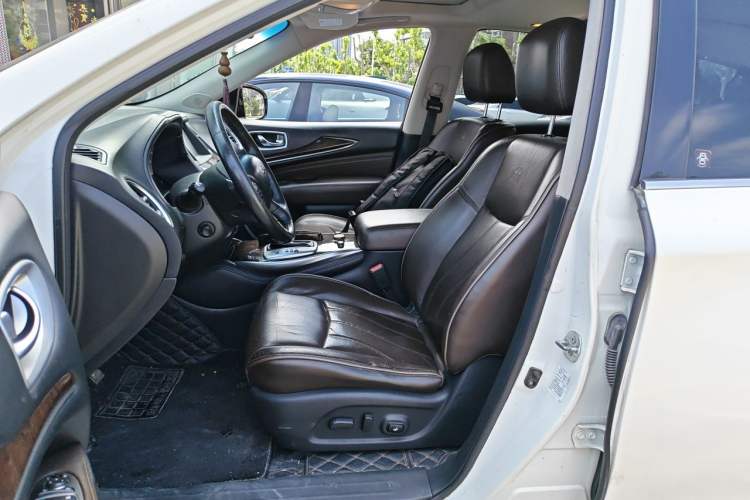Used Infiniti QX60 2014 3.5L Two-Wheel Drive Excellence Edition Left Front Seat