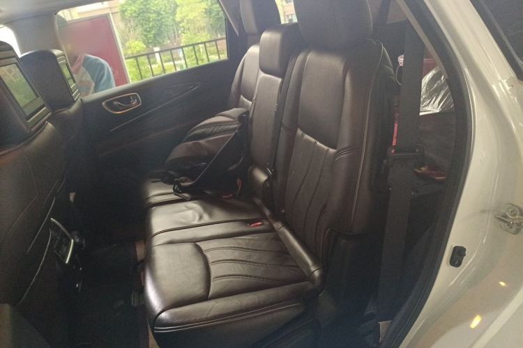 Used Infiniti QX60 2014 2.5 S/C Hybrid All-Wheel-Drive Versatile Edition Left Rear Seat