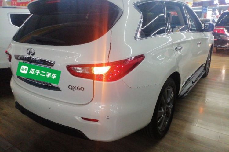 Used Infiniti QX60 2014 3.5L Four-Wheel Drive All-Terrain Version Rear Right 45 Deg