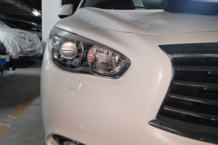 Used Infiniti QX60 2014 2.5 S/C Hybrid Two-Wheel Drive Excellence Edition Right Front Headlight
