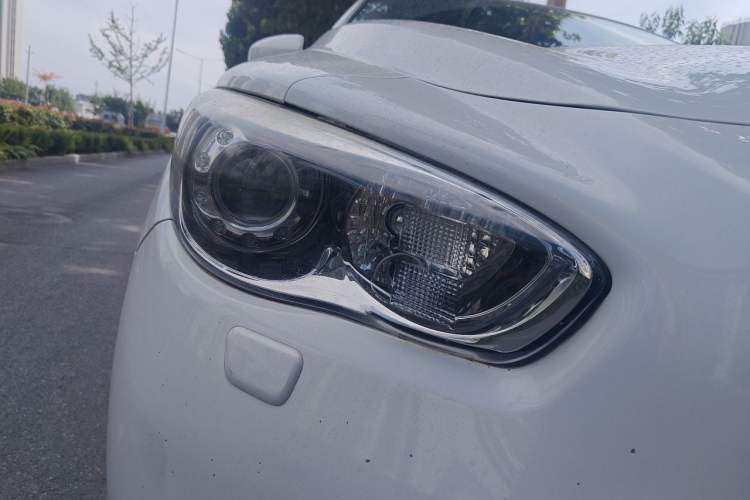 Used Infiniti QX60 2014 3.5L Two-Wheel Drive Excellence Edition Right Front Headlight