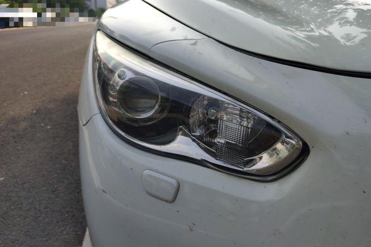 Used Infiniti QX60 2014 3.5L Two-Wheel Drive Excellence Edition Right Front Headlight