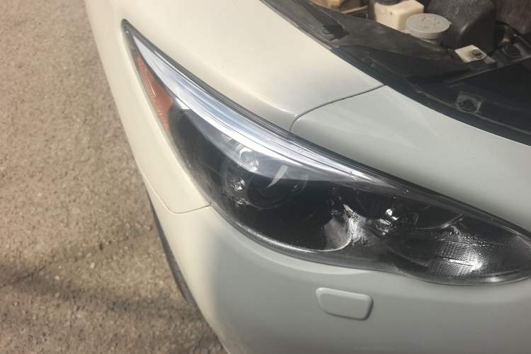 Used Infiniti QX60 2014 3.5L Two-Wheel Drive Excellence Edition Right Front Headlight