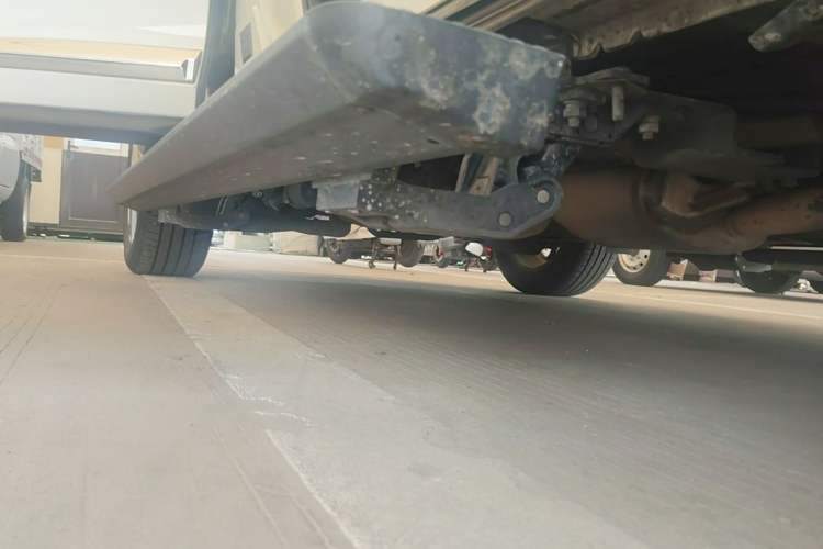 Used Infiniti QX60 2014 2.5 S/C Hybrid All-Wheel-Drive Versatile Edition Right Side Sill