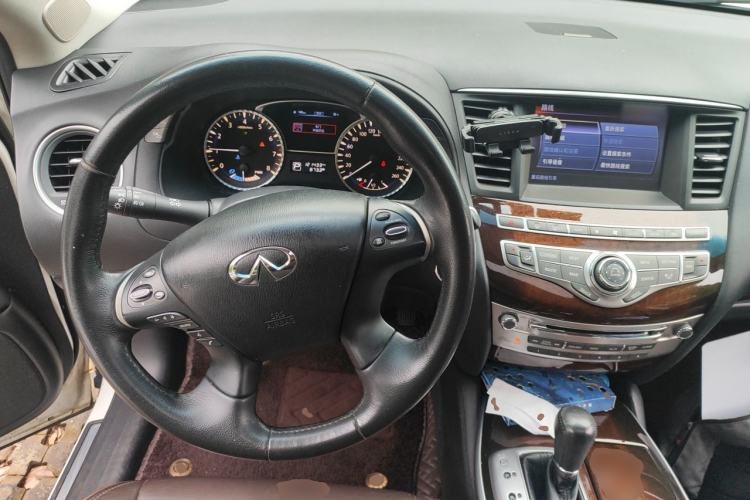Used Infiniti QX60 2014 2.5 S/C Hybrid Two-Wheel Drive Excellence Edition Steering Wheel