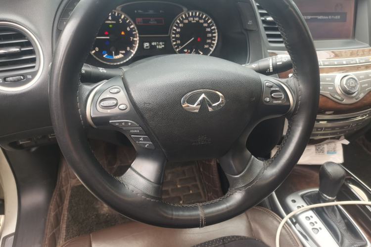 Used Infiniti QX60 2014 2.5 S/C Hybrid Two-Wheel Drive Excellence Edition Steering Wheel