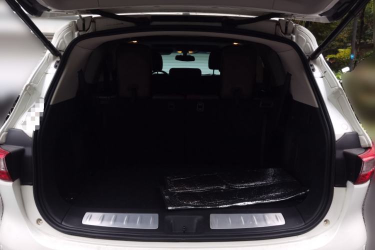 Used Infiniti QX60 2014 2.5 S/C Hybrid Two-Wheel Drive Excellence Edition Trunk
