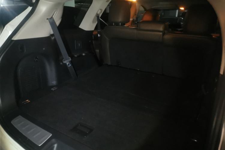 Used Infiniti QX60 2014 2.5 S/C Hybrid Two-Wheel Drive Excellence Edition Trunk