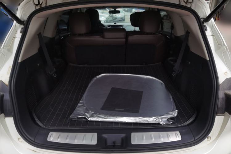 Used Infiniti QX60 2014 2.5 S/C Hybrid Two-Wheel Drive Excellence Edition Trunk