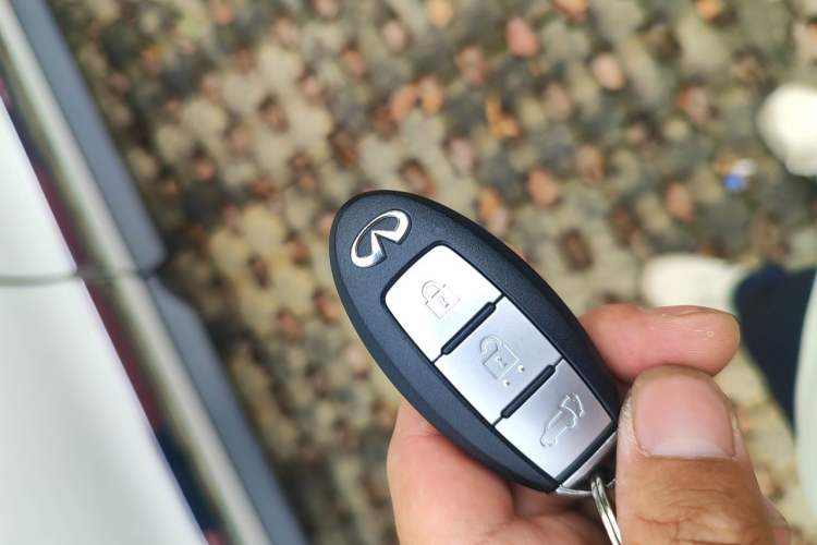 Used Infiniti QX60 2014 2.5 S/C Hybrid Two-Wheel Drive Excellence Edition Vehicle Key
