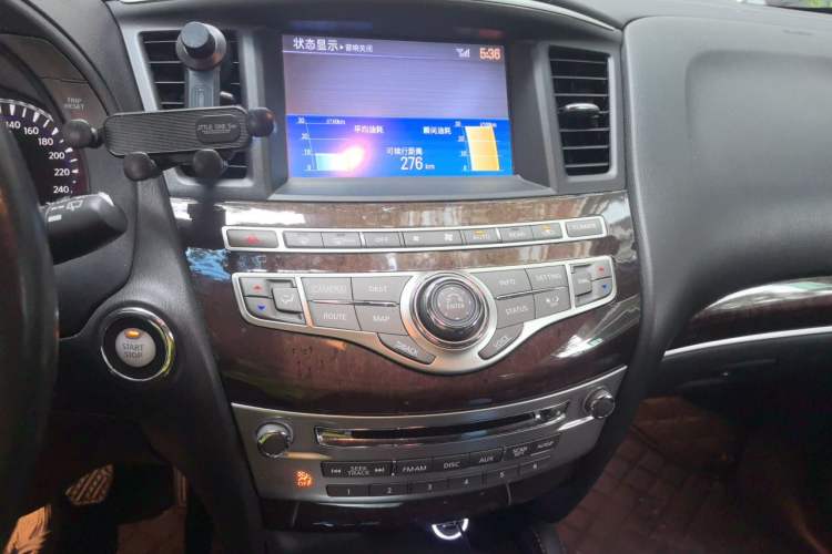 Used Infiniti QX60 2016 2.5 S/C Hybrid Two-Wheel-Drive Excellence Edition China V Standard Audio And AC Panel