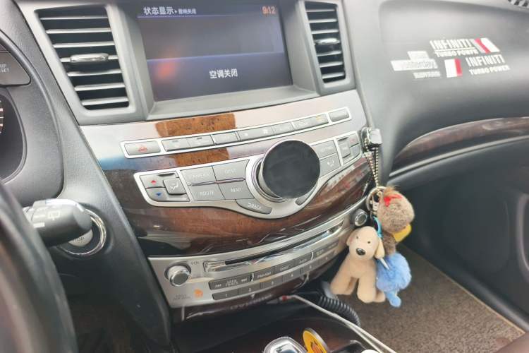Used Infiniti QX60 2016 2.5 S/C Hybrid Four-Wheel Drive All-Terrain Version China V Emission Standard Audio And AC Panel