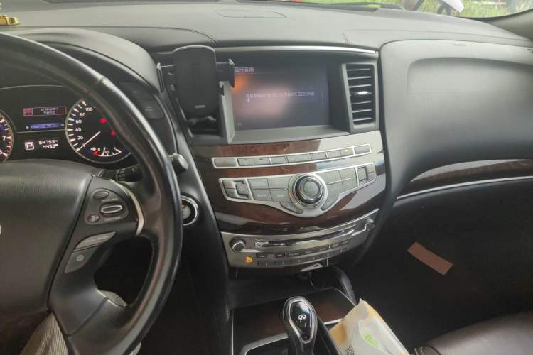 Used Infiniti QX60 2016 2.5 S/C Hybrid Four-Wheel Drive All-Terrain Version China V Emission Standard Audio And AC Panel