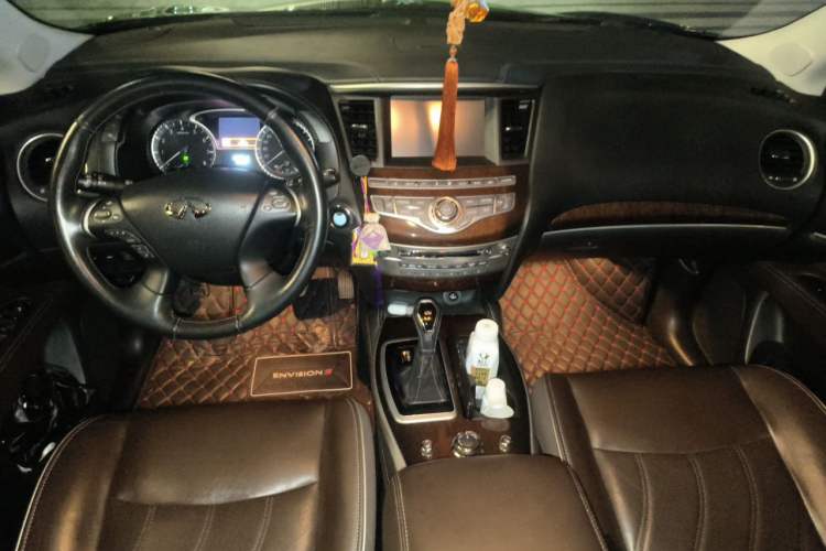 Used Infiniti QX60 2016 2.5 S/C Hybrid Two-Wheel-Drive Excellence Edition China V Standard Center Console