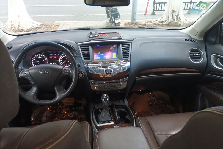 Used Infiniti QX60 2016 2.5 S/C Hybrid Two-Wheel-Drive Excellence Edition China V Standard Center Console