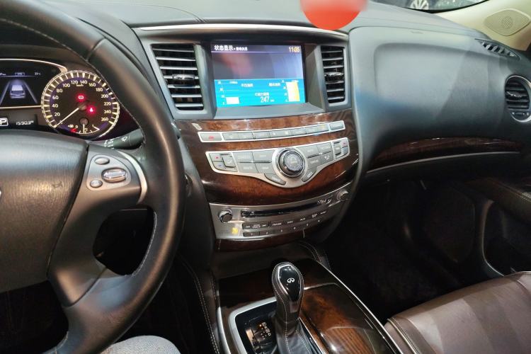 Used Infiniti QX60 2016 2.5 S/C Hybrid Two-Wheel-Drive Excellence Edition China V Standard Center Console