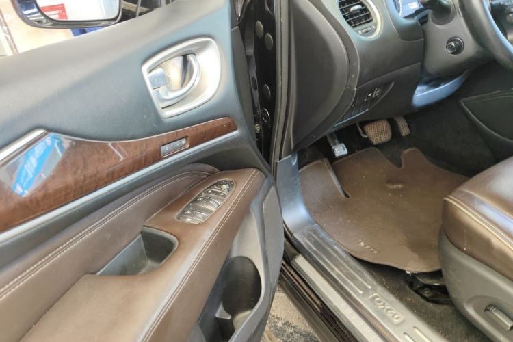 Used Infiniti QX60 2016 2.5 S/C Hybrid Two-Wheel-Drive Excellence Edition China V Standard Driver Seat