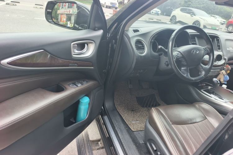 Used Infiniti QX60 2016 2.5 S/C Hybrid Four-Wheel Drive All-Terrain Version China V Emission Standard Driver Seat