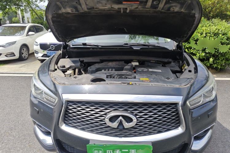 Used Infiniti QX60 2016 2.5 S/C Hybrid Two-Wheel-Drive Excellence Edition China V Standard Engine Bay