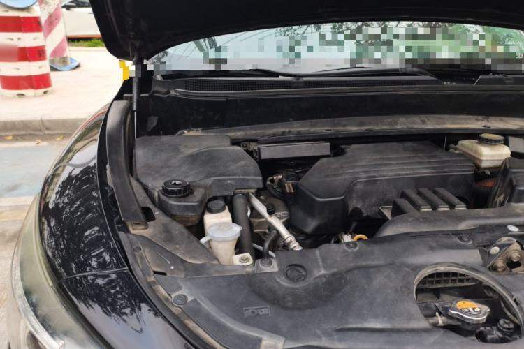 Used Infiniti QX60 2016 2.5 S/C Hybrid Two-Wheel-Drive Excellence Edition China V Standard Engine Bay Right