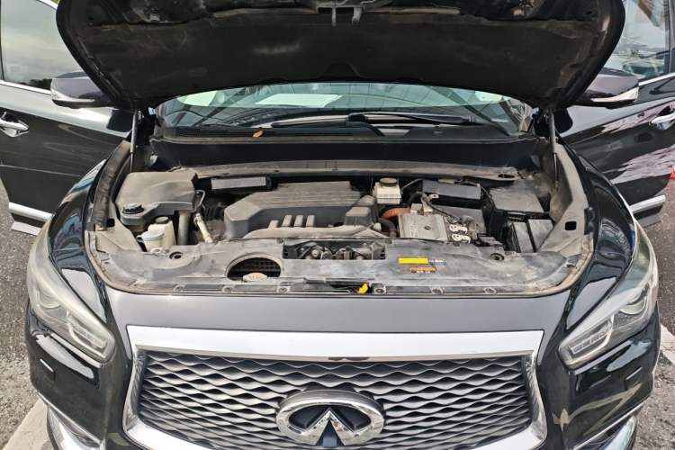Used Infiniti QX60 2016 2.5 S/C Hybrid Two-Wheel-Drive Excellence Edition China V Standard Engine Bay