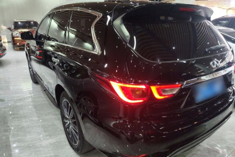 Used Infiniti QX60 2016 2.5 S/C Hybrid Two-Wheel-Drive Excellence Edition China V Standard Exterior 2