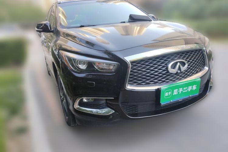 Used Infiniti QX60 2016 2.5 S/C Hybrid Two-Wheel-Drive Excellence Edition China V Standard Front Right 45 Deg