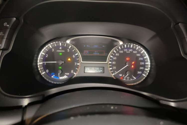 Used Infiniti QX60 2016 2.5 S/C Hybrid Two-Wheel-Drive Excellence Edition China V Standard Instrument Cluster