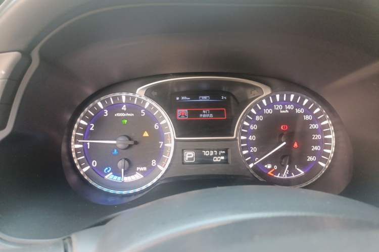 Used Infiniti QX60 2016 2.5 S/C Hybrid Two-Wheel-Drive Excellence Edition China V Standard Instrument Cluster