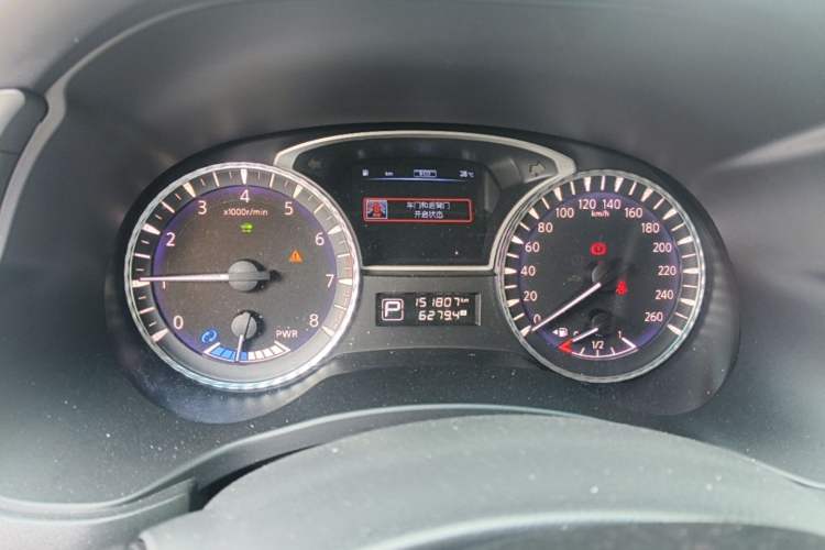 Used Infiniti QX60 2016 2.5 S/C Hybrid Two-Wheel-Drive Excellence Edition China V Standard Instrument Cluster
