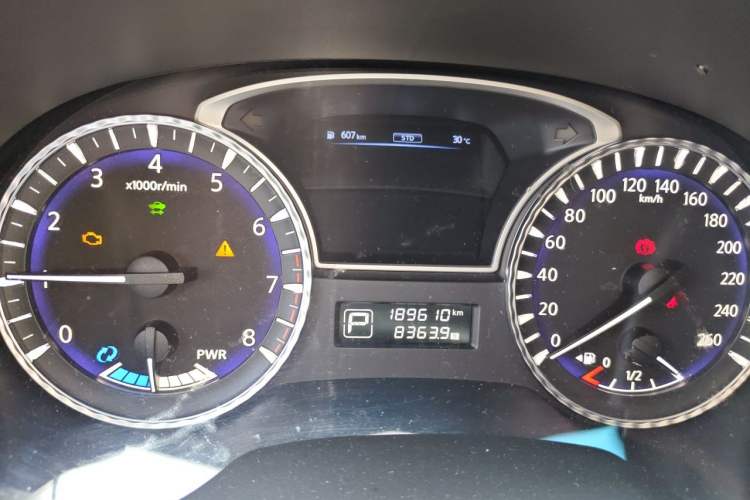 Used Infiniti QX60 2016 2.5 S/C Hybrid Two-Wheel-Drive Excellence Edition China V Standard Instrument Cluster