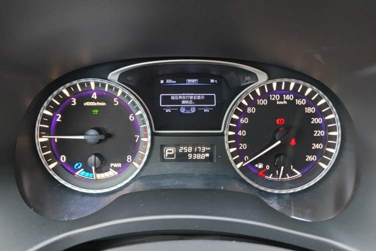 Used Infiniti QX60 2016 2.5 S/C Hybrid Two-Wheel-Drive Excellence Edition China V Standard Instrument Cluster