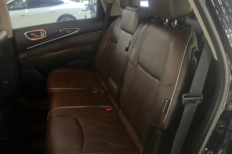 Used Infiniti QX60 2016 2.5 S/C Hybrid Two-Wheel-Drive Excellence Edition China V Standard Interior 1