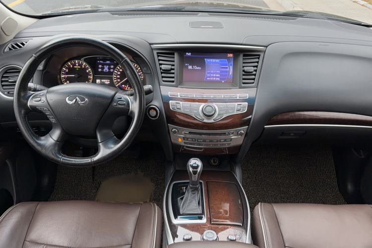 Used Infiniti QX60 2016 2.5 S/C Hybrid Two-Wheel-Drive Excellence Edition China V Standard Interior 3