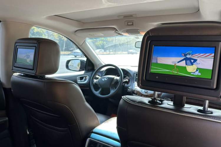 Used Infiniti QX60 2016 2.5 S/C Hybrid Four-Wheel Drive All-Terrain Version China V Emission Standard Interior 9