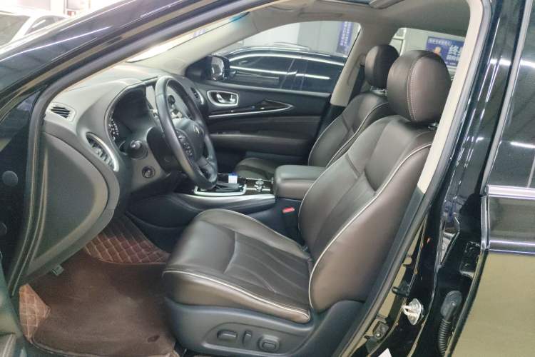 Used Infiniti QX60 2016 2.5 S/C Hybrid Two-Wheel-Drive Excellence Edition China V Standard Left Front Seat