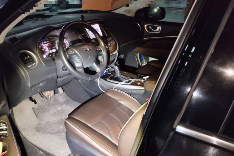 Used Infiniti QX60 2016 2.5 S/C Hybrid Two-Wheel-Drive Excellence Edition China V Standard Left Front Seat