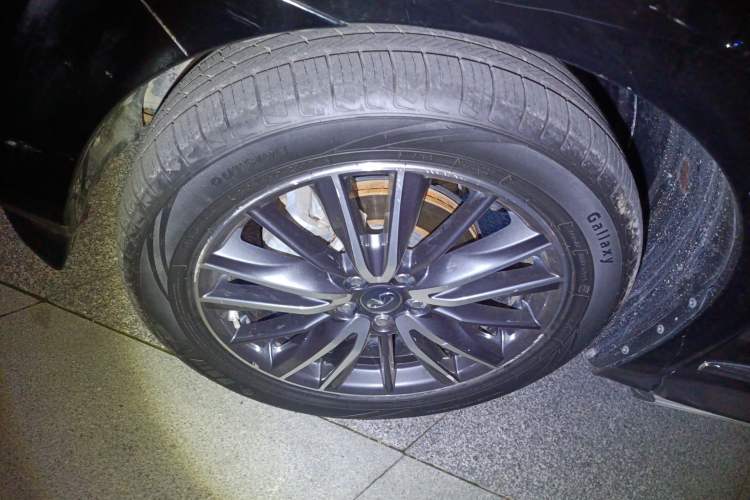 Used Infiniti QX60 2016 2.5 S/C Hybrid Two-Wheel-Drive Excellence Edition China V Standard Left Front Wheel Hub