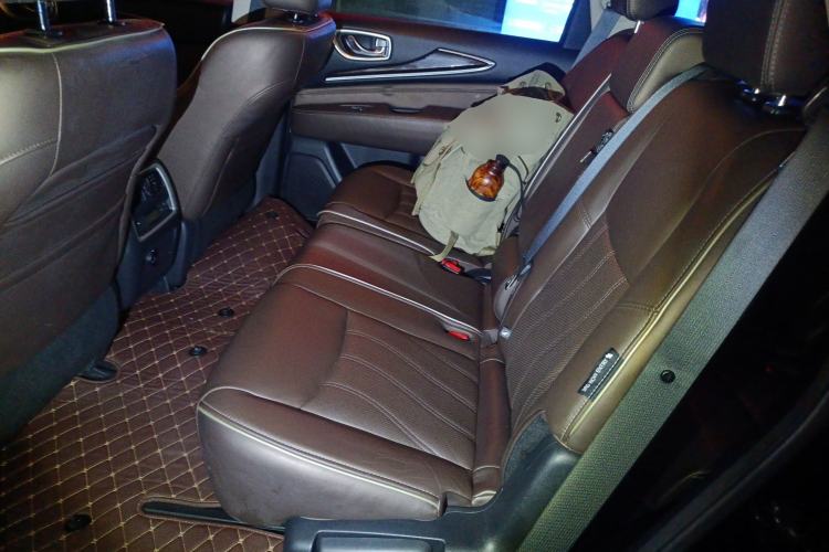 Used Infiniti QX60 2016 2.5 S/C Hybrid Two-Wheel-Drive Excellence Edition China V Standard Left Rear Seat