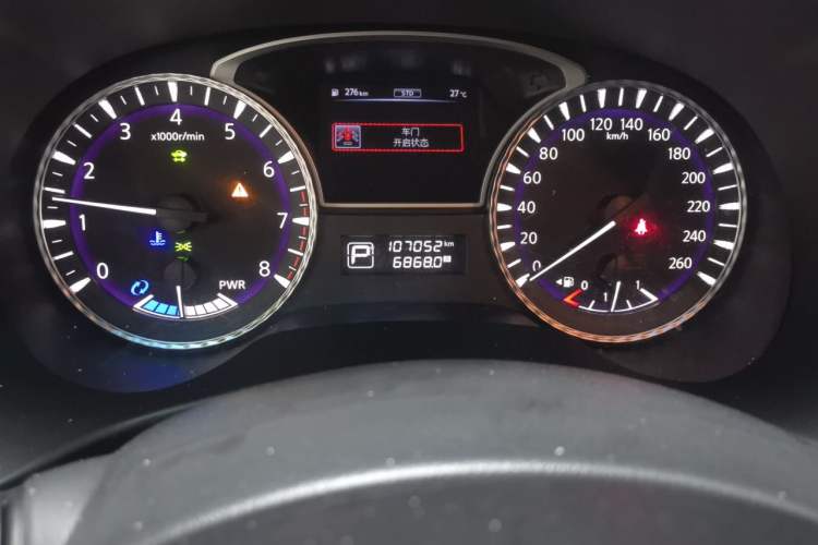 Used Infiniti QX60 2016 2.5 S/C Hybrid Two-Wheel-Drive Excellence Edition China V Standard Odometer Close Up