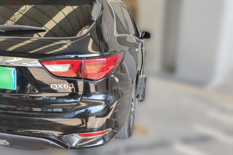 Used Infiniti QX60 2016 2.5 S/C Hybrid Two-Wheel-Drive Excellence Edition China V Standard Rear Right 45 Deg