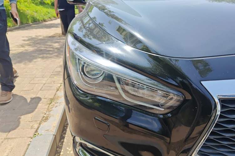 Used Infiniti QX60 2016 2.5 S/C Hybrid Two-Wheel-Drive Excellence Edition China V Standard Right Front Headlight