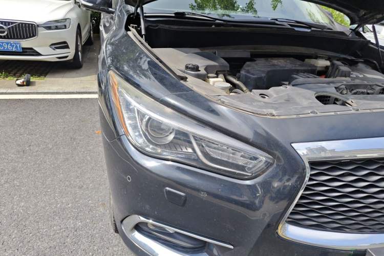 Used Infiniti QX60 2016 2.5 S/C Hybrid Two-Wheel-Drive Excellence Edition China V Standard Right Front Headlight