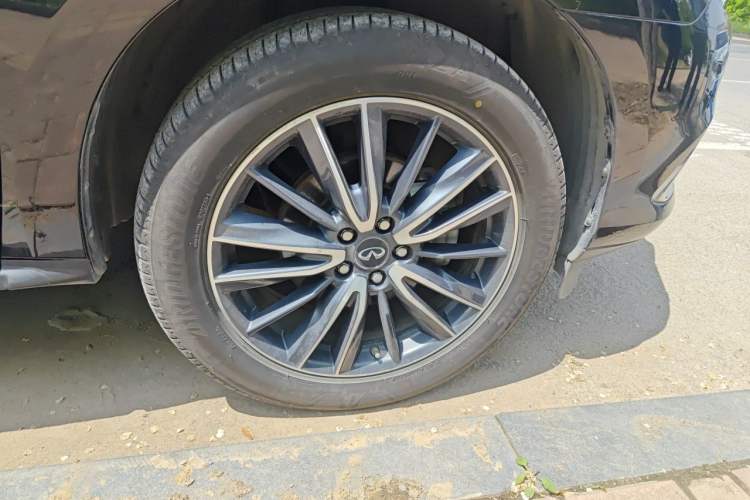 Used Infiniti QX60 2016 2.5 S/C Hybrid Two-Wheel-Drive Excellence Edition China V Standard Right Front Wheel Hub