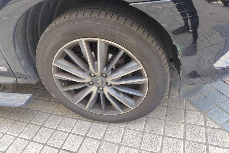 Used Infiniti QX60 2016 2.5 S/C Hybrid Two-Wheel-Drive Excellence Edition China V Standard Right Front Wheel Hub