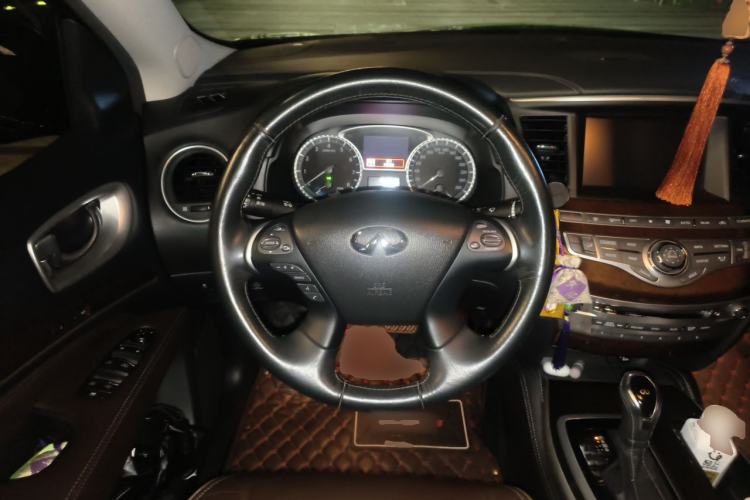 Used Infiniti QX60 2016 2.5 S/C Hybrid Two-Wheel-Drive Excellence Edition China V Standard Steering Wheel
