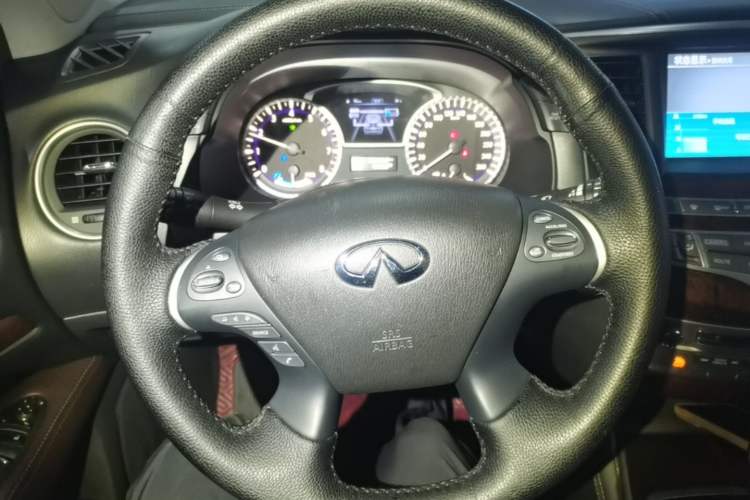 Used Infiniti QX60 2016 2.5 S/C Hybrid Two-Wheel-Drive Excellence Edition China V Standard Steering Wheel