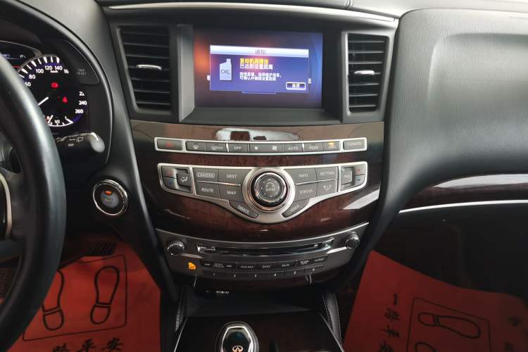 Used Infiniti QX60 2016 2.5 S/C Hybrid Two-Wheel-Drive Excellence Edition China V Standard Audio And AC Panel