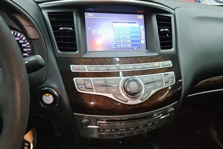 Used Infiniti QX60 2016 2.5 S/C Hybrid Two-Wheel-Drive Excellence Edition China V Standard Audio And AC Panel